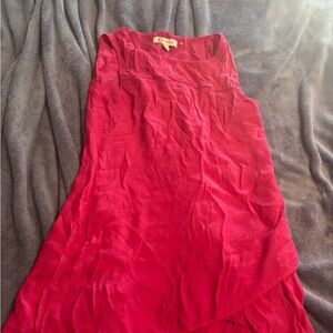 Red Sleeveless top